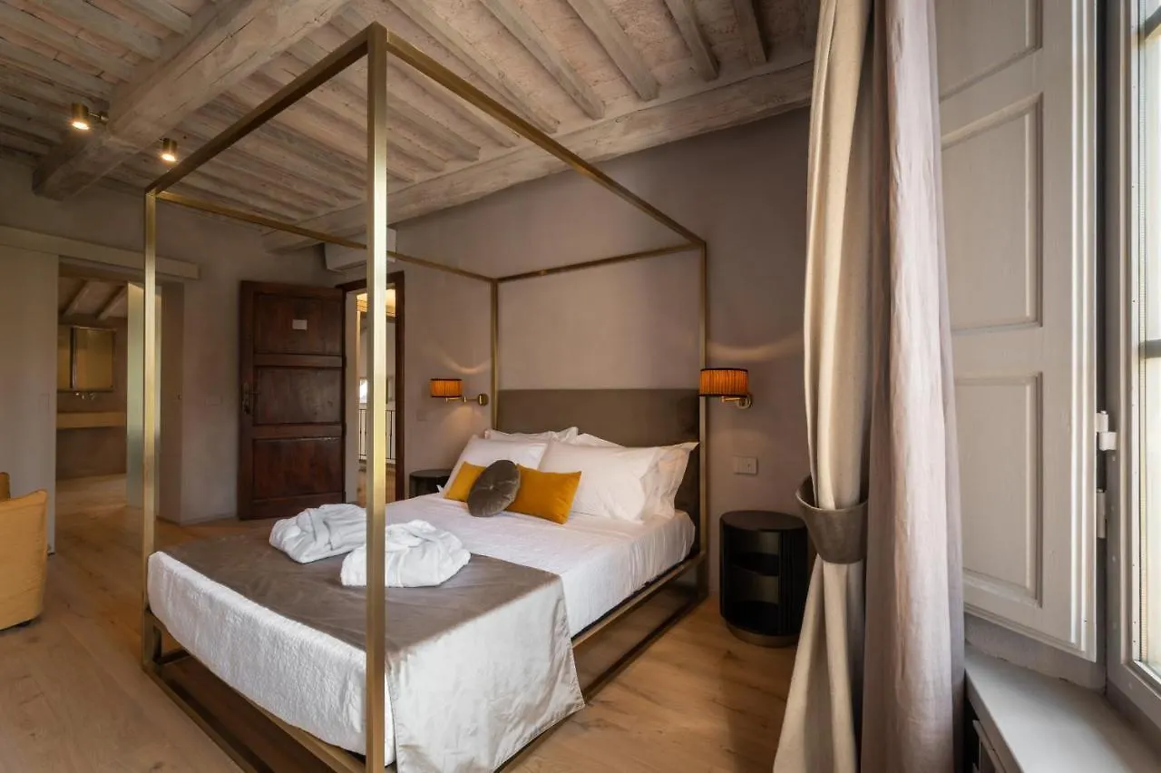 Bed & Breakfast Drogheria E Locanda Franci Montalcino Italy